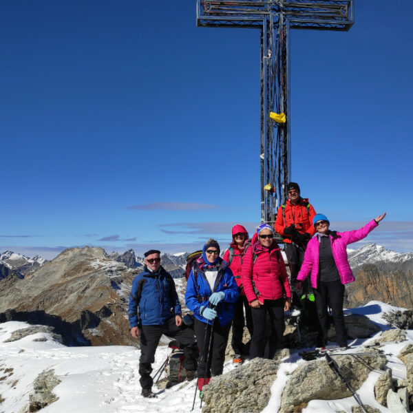 Kotijske Alpe treking edlothia 10 Nad tritisoč metri. Pogled proti Savojskim Alpam.
