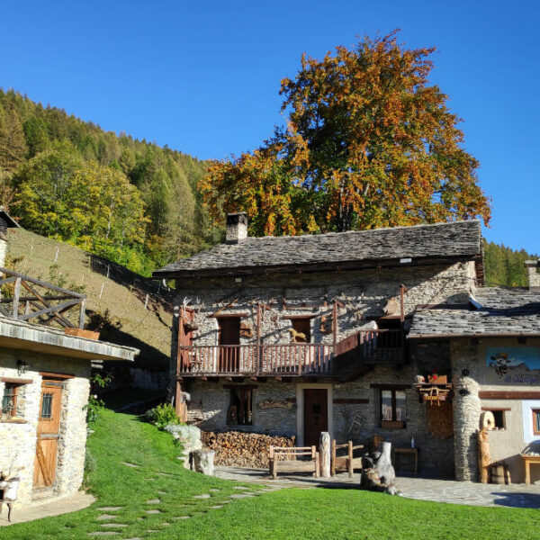 Kotijske Alpe treking edlothia 11 Sodobni kmečki turizem v Kotijskih Alpah.